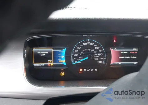 2017 Ford Taurus Sel z USA, uszkodzony, nr VIN 1FAHP2E82HG134977